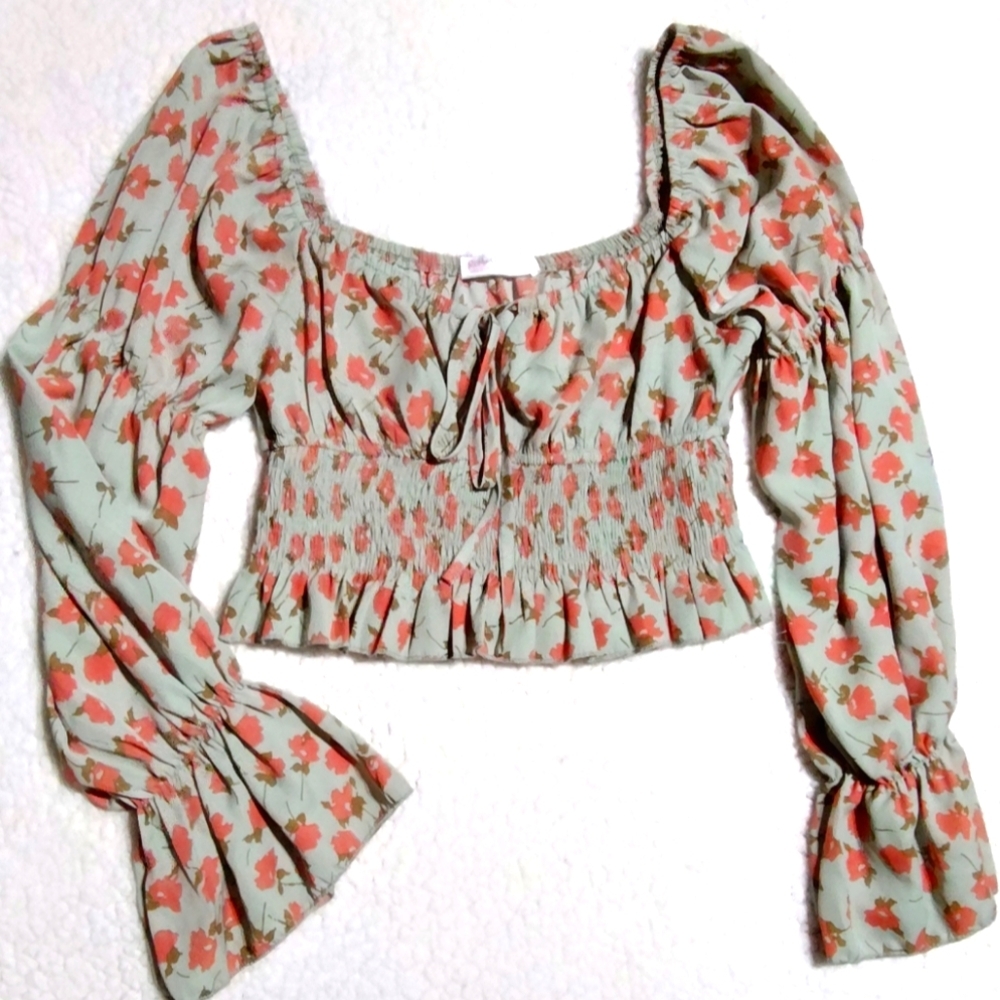 ROMWE Cropped Top long sleeve